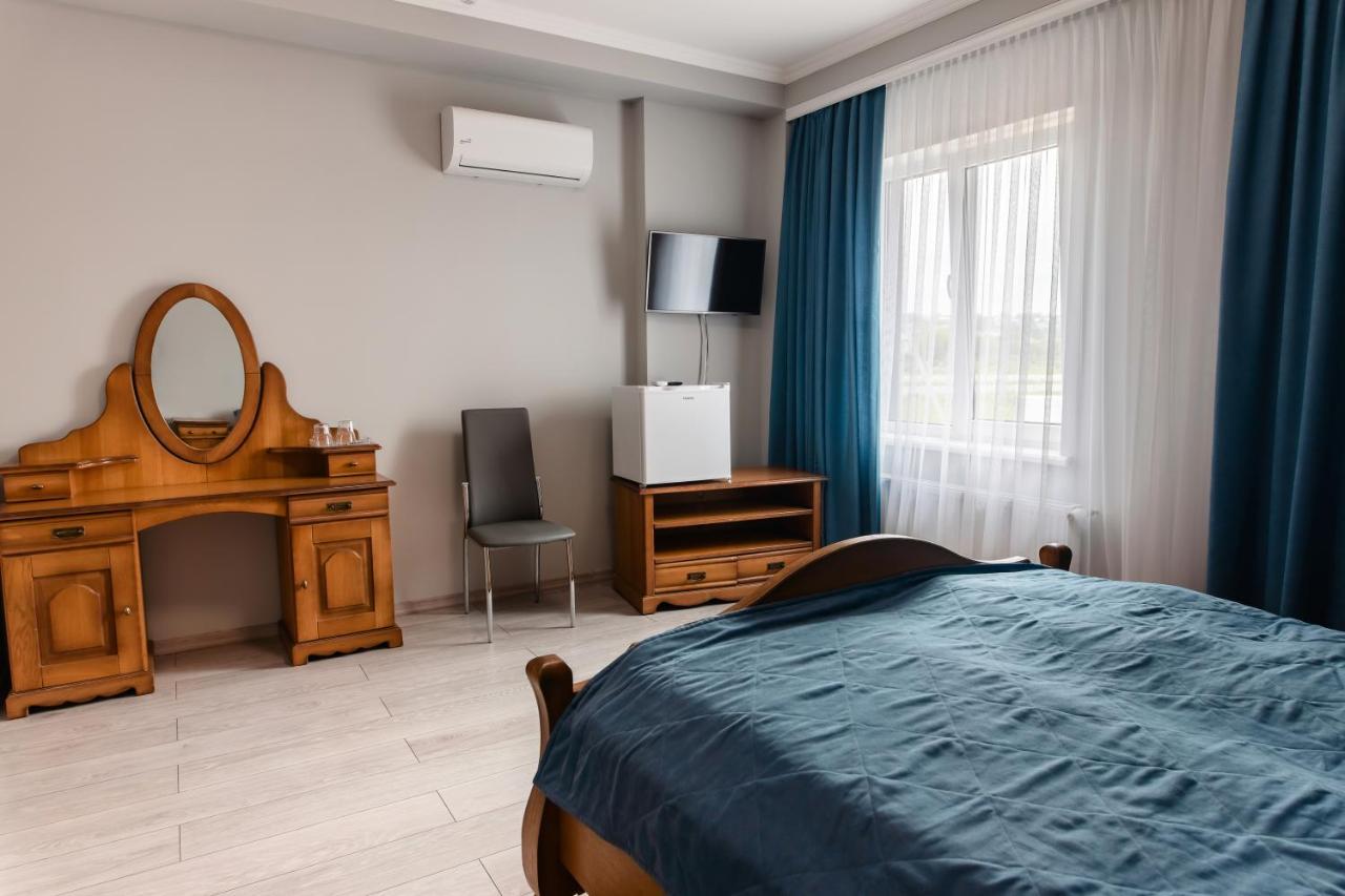 Af Trans Hotel Marshyntsi Esterno foto