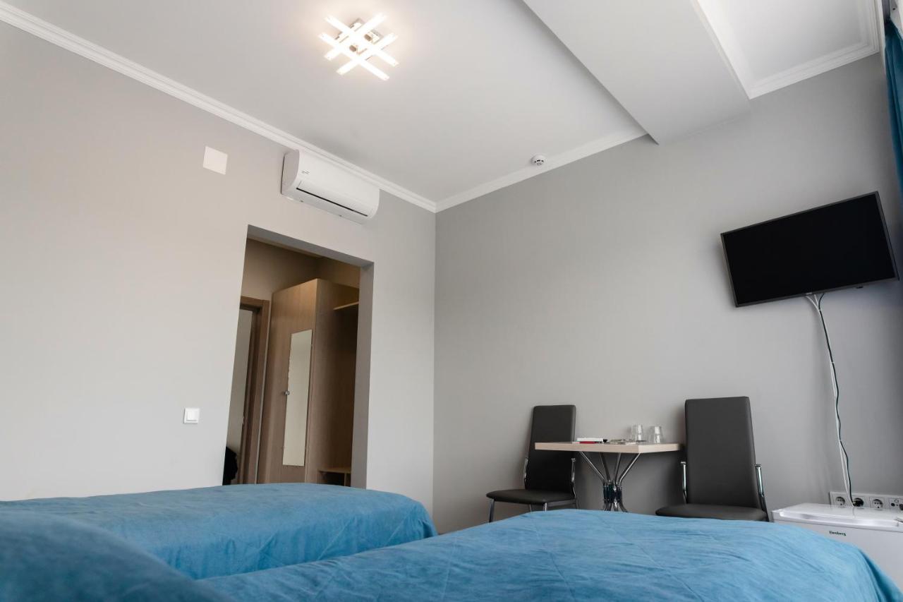 Af Trans Hotel Marshyntsi Esterno foto